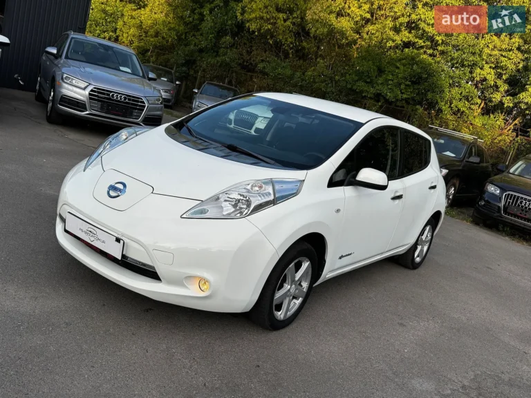 Nissan Leaf 2014