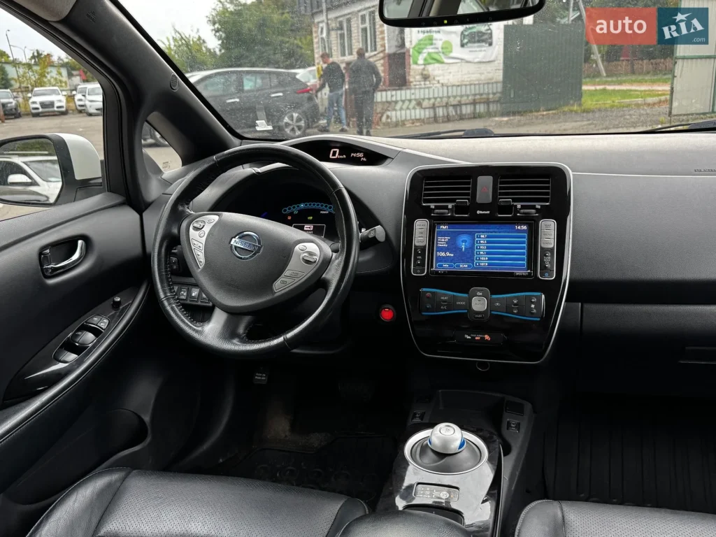Nissan Leaf 2013 — фото 19
