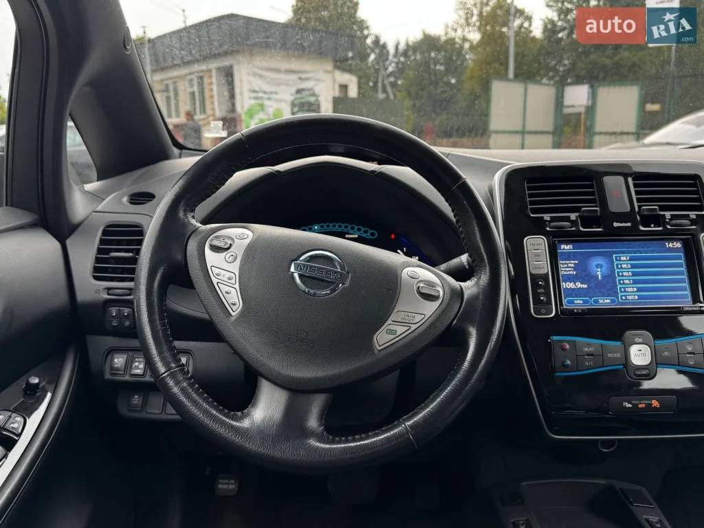 Nissan Leaf 2013 — фото 20