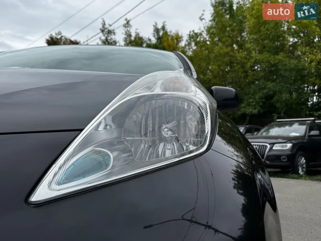 Nissan Leaf 2015 — фото 13