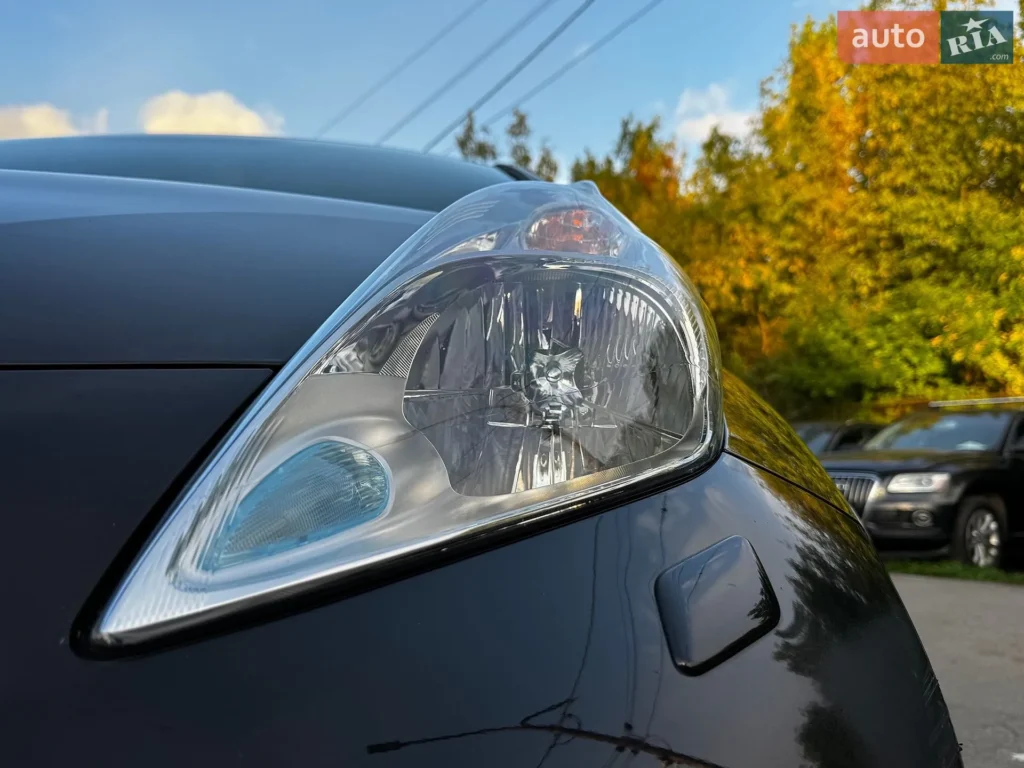 Nissan Leaf 2016 — фото 13
