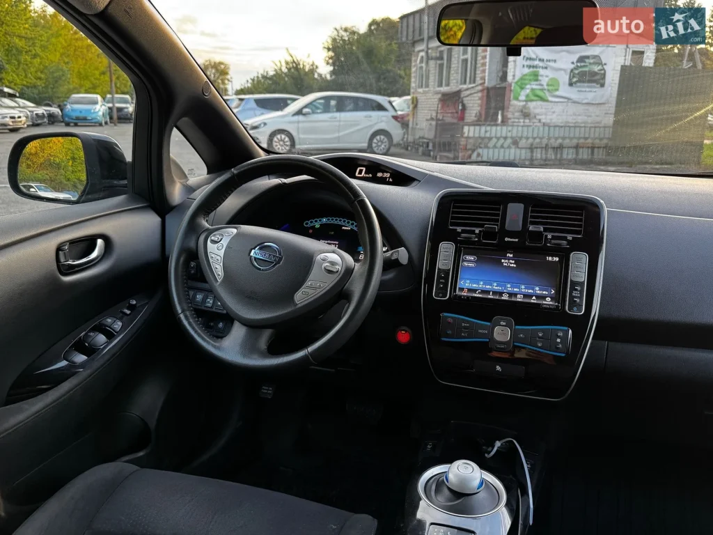 Nissan Leaf 2016 — фото 21