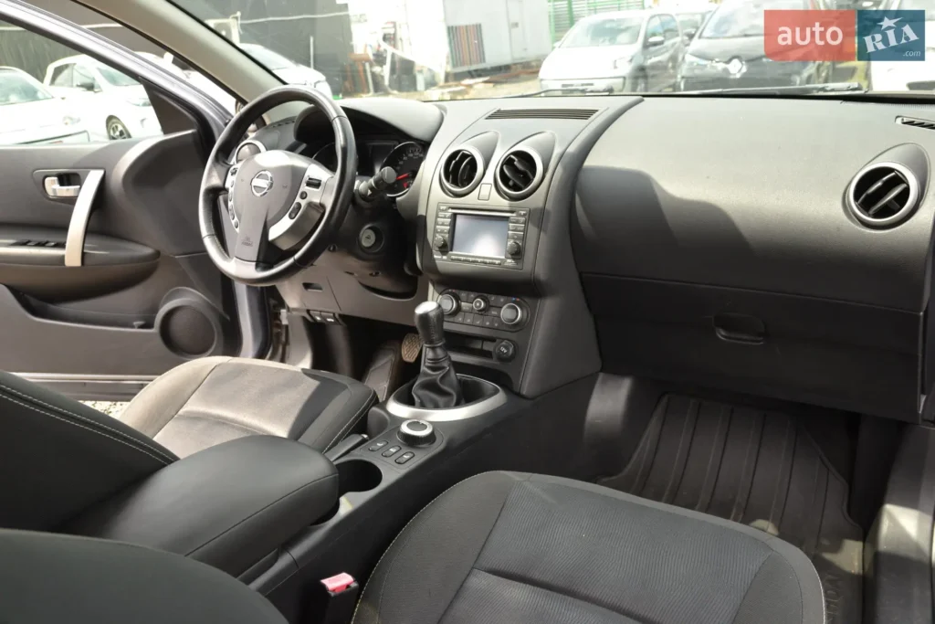 Nissan Qashqai 2011 — фото 21