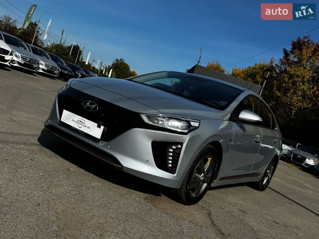 Hyundai Ioniq 2019 — фото 2