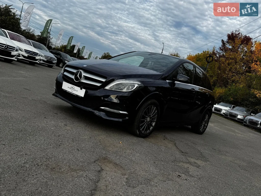 Mercedes-Benz B-Class 2017 — фото 2