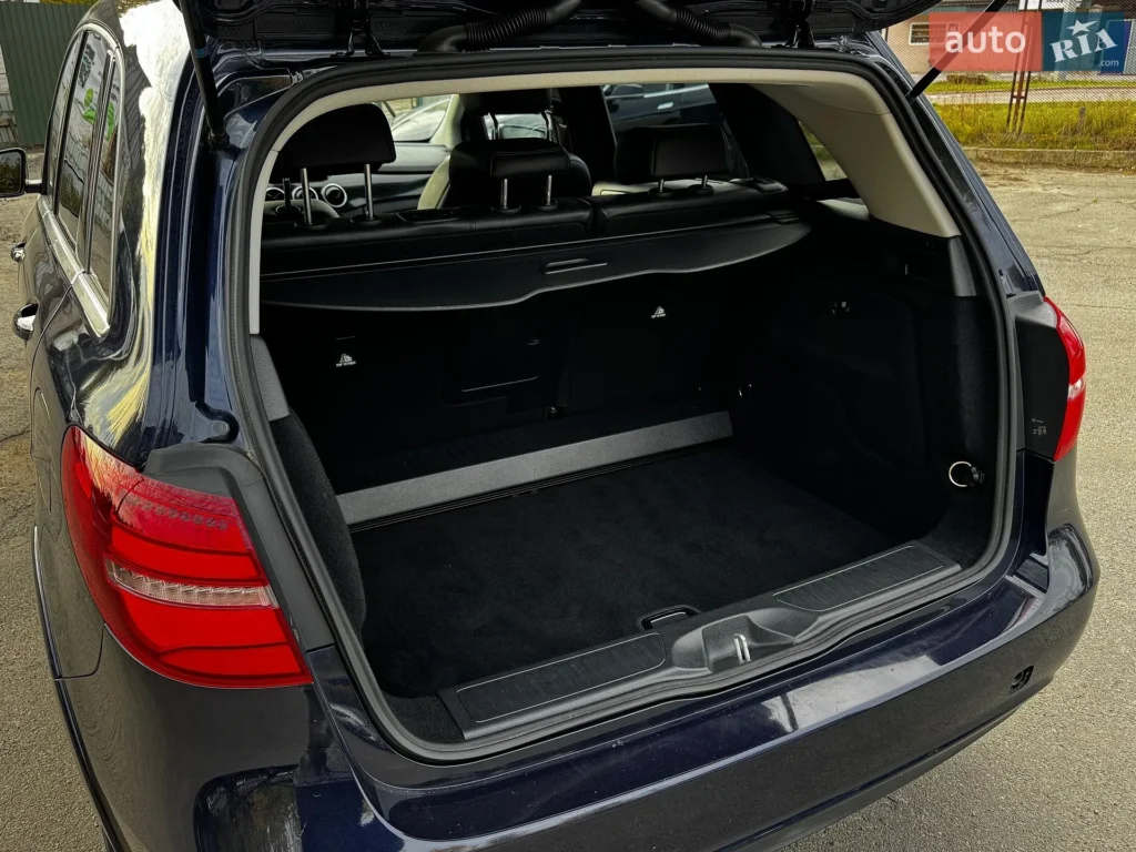 Mercedes-Benz B-Class 2017 — фото 11