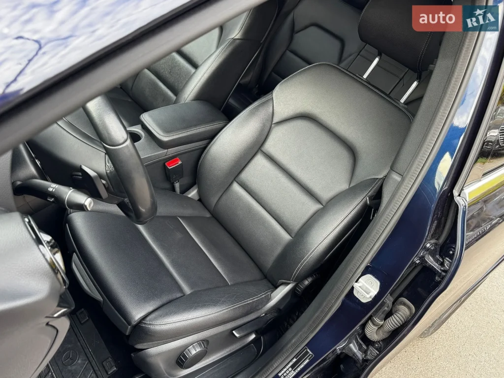 Mercedes-Benz B-Class 2017 — фото 20