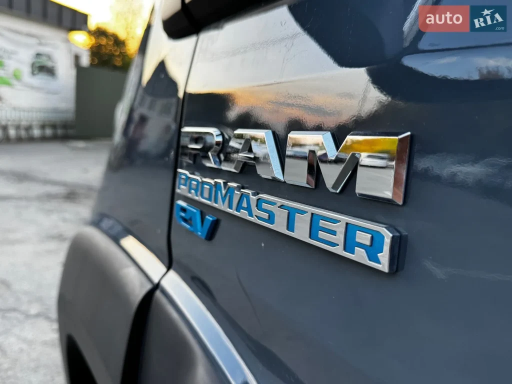 Ram Promaster 2024 — фото 15