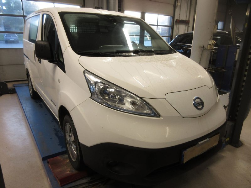 Nissan e-NV200 2014 — фото 2