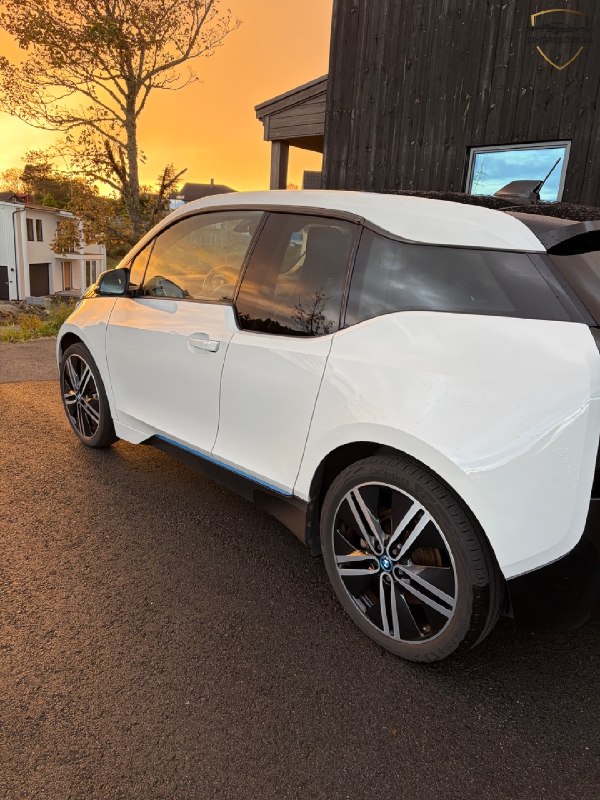BMW I3 2017 — фото 3