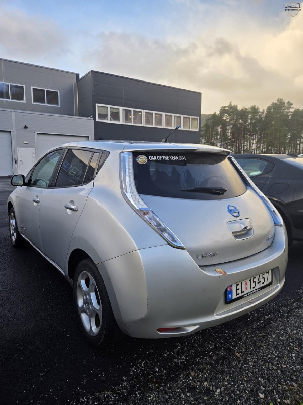 Nissan Leaf 2011