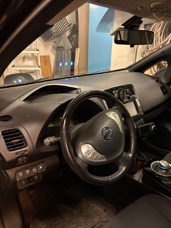 Nissan Leaf 2015 — фото 8