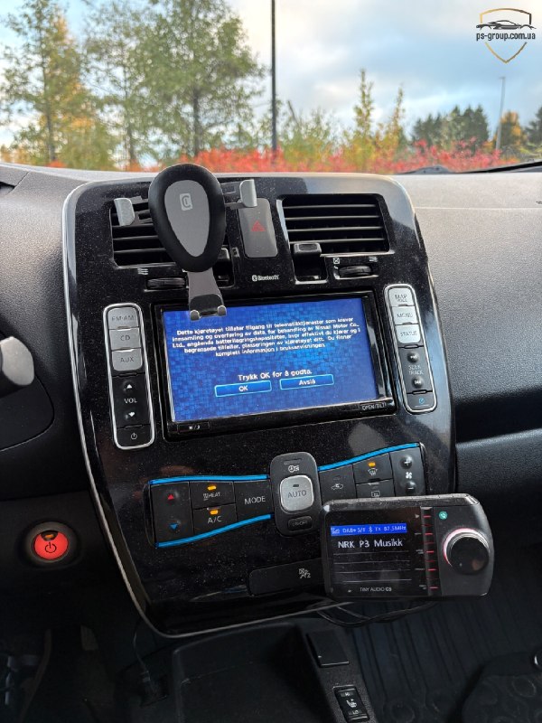 Nissan Leaf 2015 — фото 10