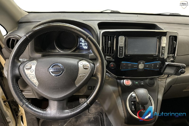 Nissan e-NV200 2015 — фото 7